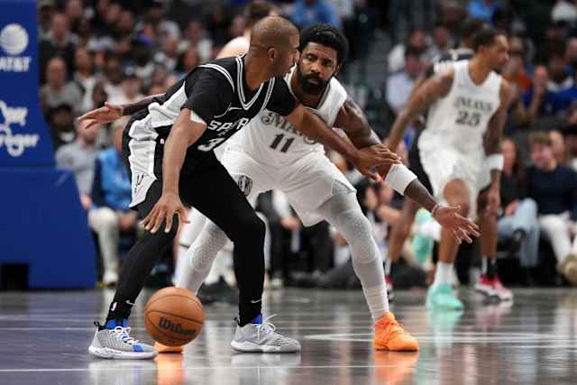 Dallas Mavericks voitti vierasottelun Oklahoma City Thunderia vastaan